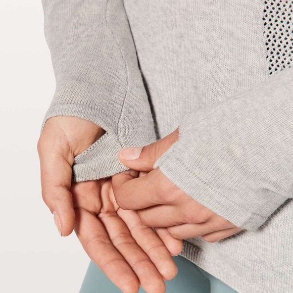 Lululemon Knit V Neck Long Sleeve Gray Perforated sweater - Picture 4 of 9